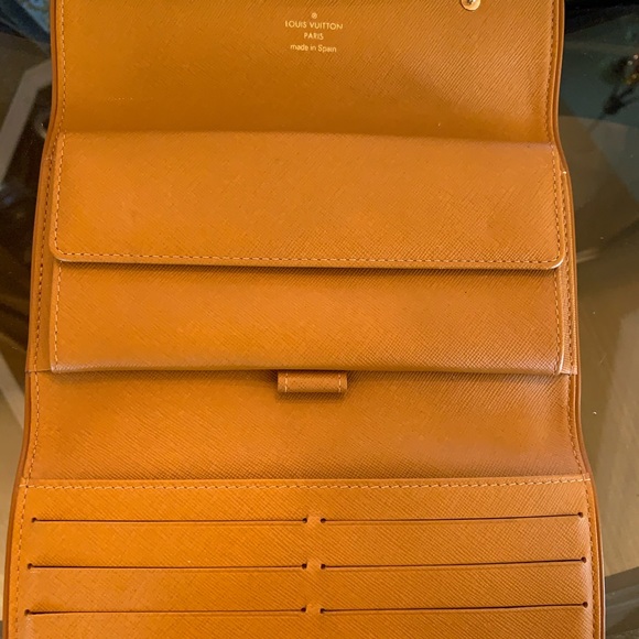 Louis Vuitton International Tresor Mini Lin - Picture 9 of 16